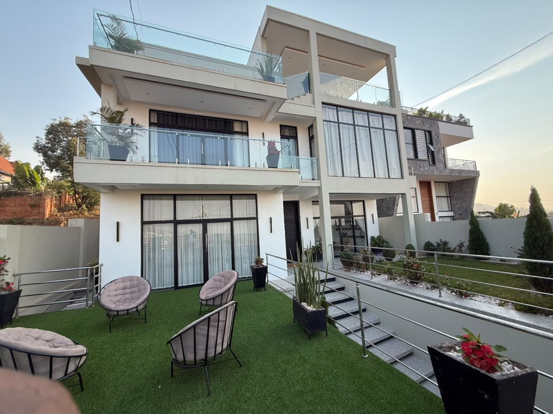 Luxury Modern Family Home with Panoramic Kigali Views | Rebero, Kigali